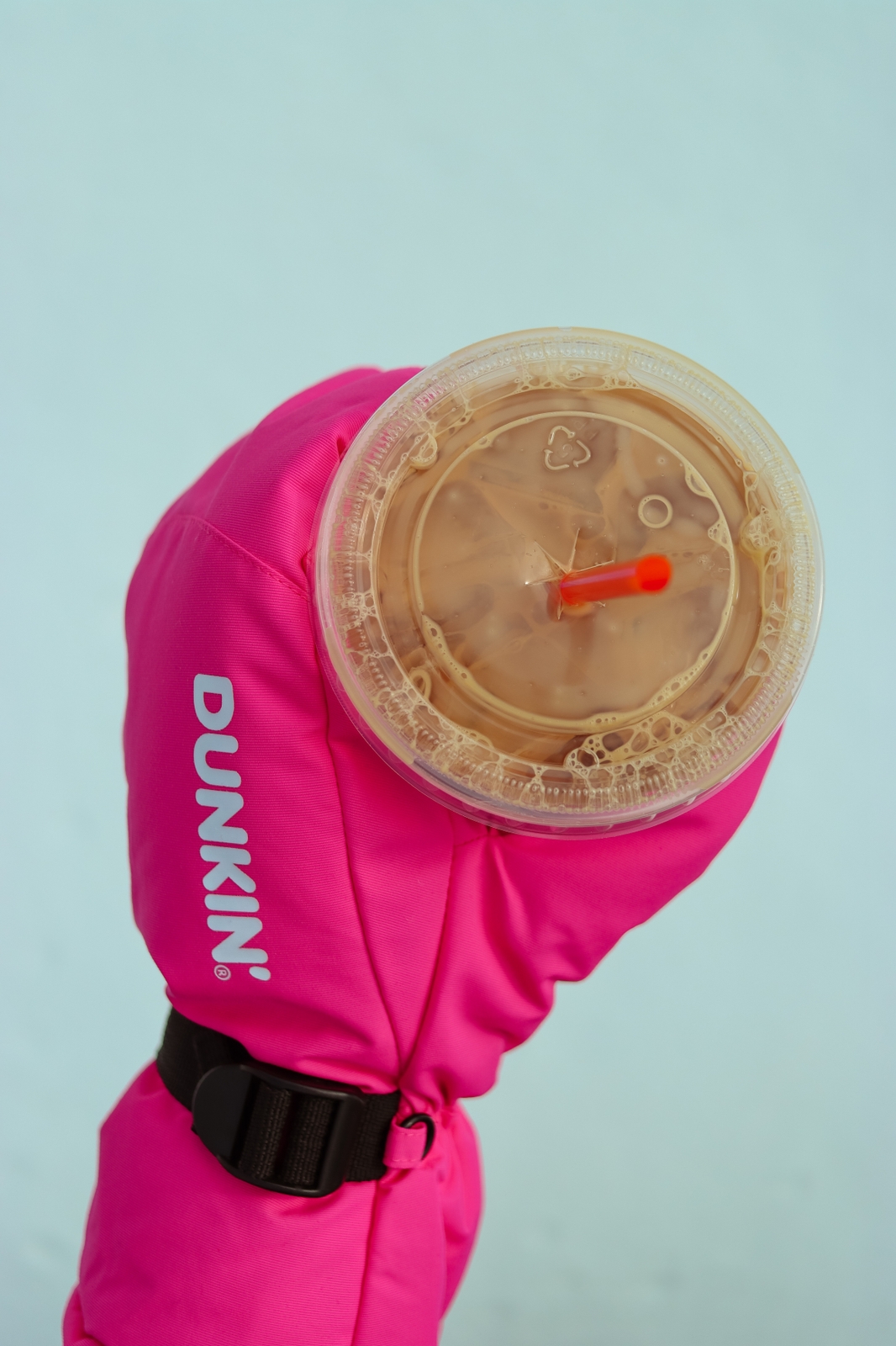 Dunkin’ Iced Coffee Glove