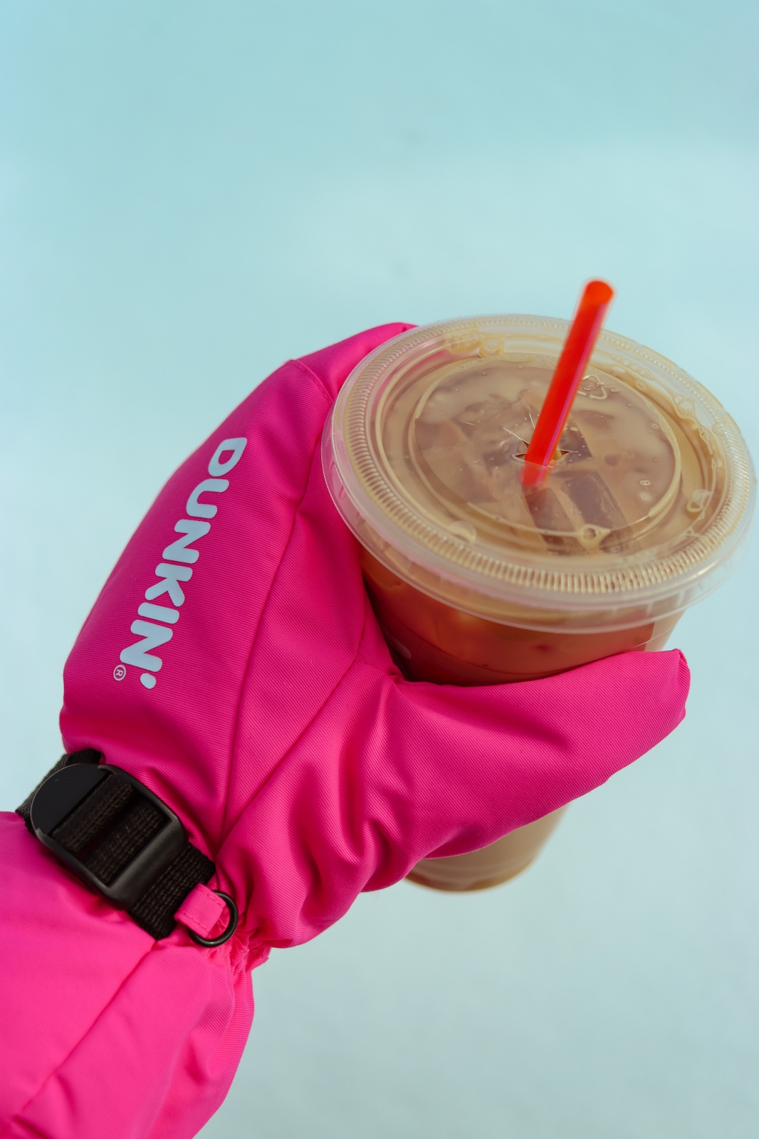 Dunkin’ Iced Coffee Glove