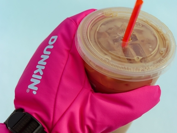 Dunkin’ Iced Coffee Glove