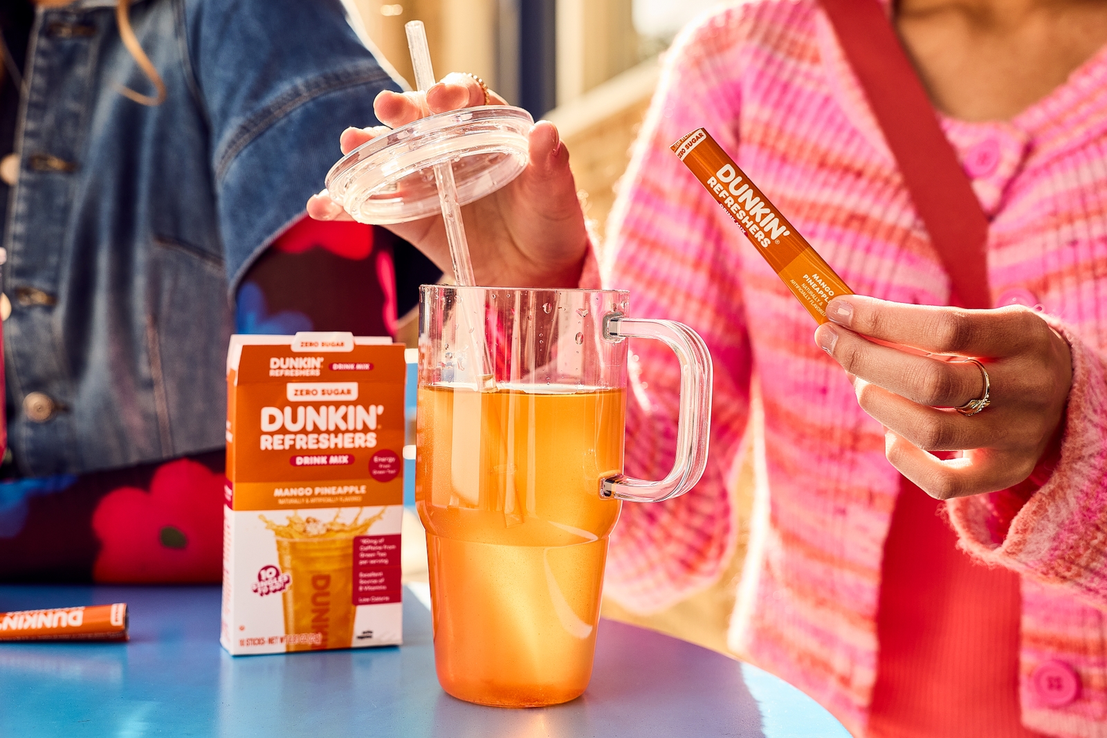 Dunkin’ Refreshers Singles To Go!