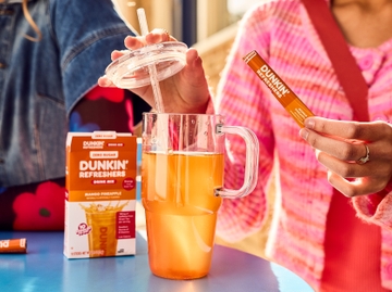 Dunkin’ Refreshers Singles To Go!