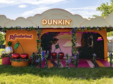  Dunkin’ Refresherland 