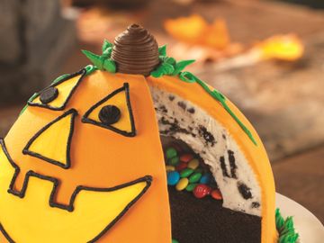 BASKIN-ROBBINS INVITES GUESTS TO ENJOY “SPOOKTACULAR” $1.31 SCOOPS DEAL ON HALLOWEEN AS PART OF “CELEBRATE 31” PROMOTION BASKIN-ROBBINS INVITES GUESTS TO ENJOY “SPOOKTACULAR” $1.31 SCOOPS DEAL ON HALLOWEEN AS PART OF “CELEBRATE 31” PROMOTION