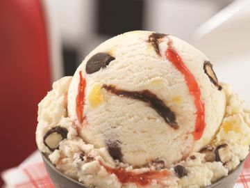 BASKIN-ROBBINS CELEBRATES 70 YEARS OF ICE CREAM INNOVATION WITH NEW GLOBAL FLAVOR OF THE MONTH, BANANA SPLIT 