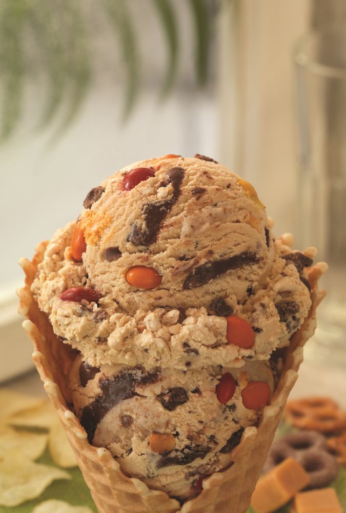BASKIN-ROBBINS INTRODUCES SNACKNADO, A WHIRLWIND OF SWEET AND SALTY FLAVORS, AS THE MARCH FLAVOR OF THE MONTH 