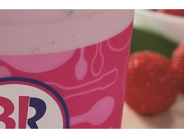 BASKIN-ROBBINS LAUNCHES BETTER-FOR-YOU SUPER YUMBERRY GREEK FROZEN YOGURT JUST IN TIME FOR SUMMER