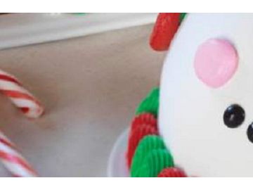 ‘TIS THE SEASON TO CELEBRATE WITH BASKIN-ROBBINS’ HOLIDAY ICE CREAM CAKES AND NEW FLAVOR OF THE MONTH, PEPPERMINT BARK IN THE DARK ‘TIS THE SEASON TO CELEBRATE WITH BASKIN-ROBBINS’ HOLIDAY ICE CREAM CAKES AND NEW FLAVOR OF THE MONTH, PEPPERMINT BARK IN THE DARK