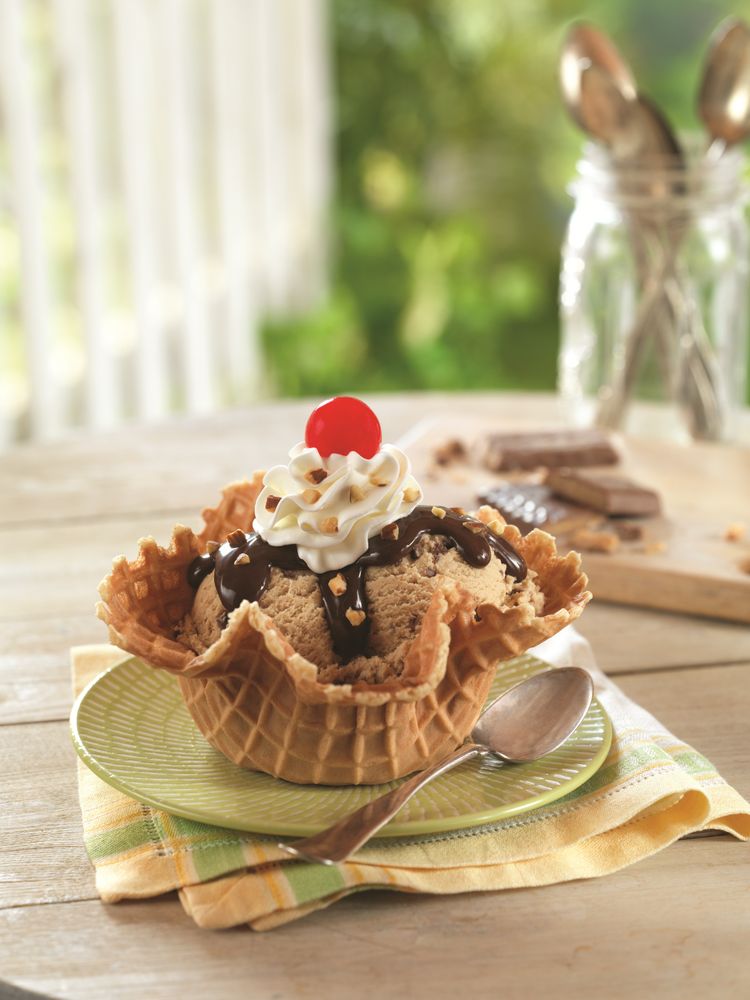 BASKIN-ROBBINS BREWS UP JAMOCA® HEATH® ICE CREAM AS ITS APRIL