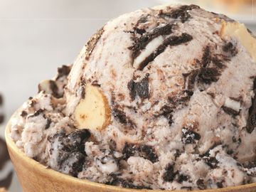 Baskin-Robbins Celebrates the Coolest Food Holidays this August and Introduces New OREO® Cheesecake Flavor of the Month