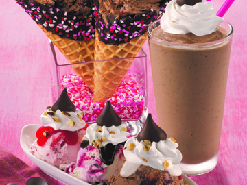 Love & Kisses Sundae