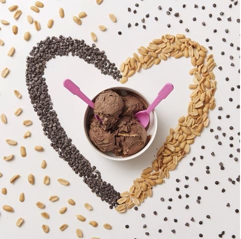 Celebrate National Peanut Butter Lover's Day with Baskin-Robbins