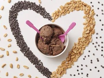 Celebrate National Peanut Butter Lover's Day with Baskin-Robbins