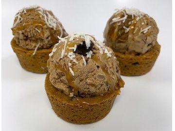 Celebrate International Chocolate Day with these Decadent German Chocolate Cake Recipes 