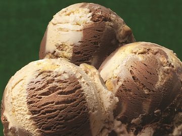 Golden OREO Irish Cream cones 2 Golden OREO Irish Cream cones 2
