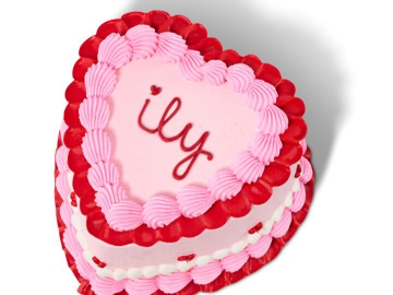 Vintage Heart Cake ILY