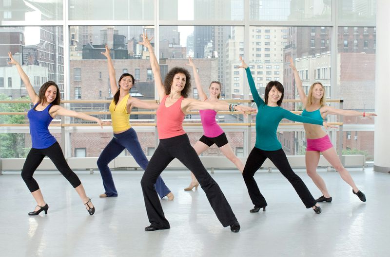 Jazz class at Ailey Extension