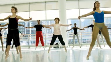 Ballet class at Ailey Extension