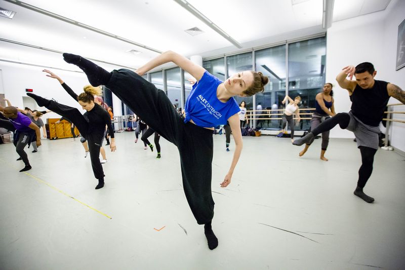Contemporary Dance at Ailey Extension