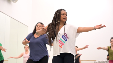 Janete Silva leads Celebrating Brasilian Carnaval Workshop. Photo by Coal Rietenbach