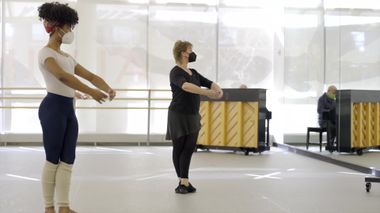 Ballet with Anna Lederfeind at Ailey Extension