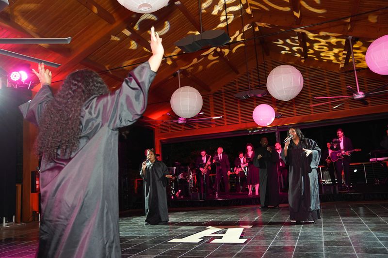Elan Artists performing at Ailey's 2022 DC Gala dinner at The Paviollion's at Wolf Trap. Photo by Tony Powell
