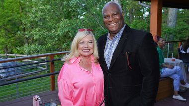 Gloria Dittus and Vice-Chair Lawrence Duncan III at Ailey's 2022 DC Gala dinner. Photo by Tony Powell