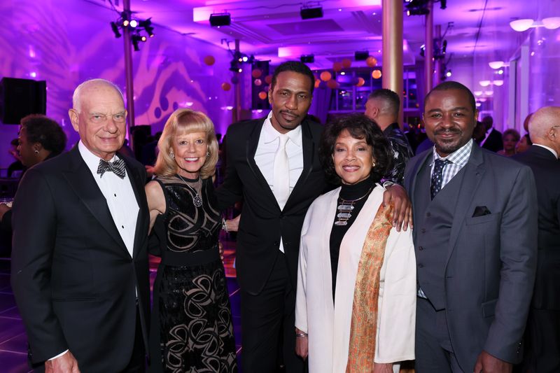 Eric and Daria Wallach, Leon, Phylicia Rashad, and Robert Battle at Ailey's 2023 Washington, D.C. Gala