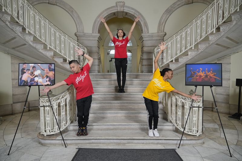 Ailey II dancers in NYCs City Hall at the announcement of the AileyMovesNYC! photography installation