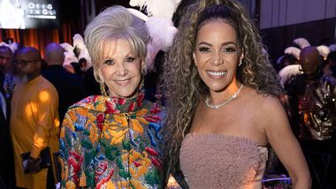 Co-Chair Elaine Wynn and Honorary Chair Sunny Hostin at Ailey's 2023 Opening Night Gala. Photo by Christopher Duggan