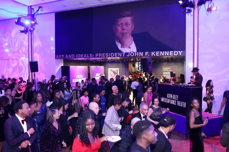 Guests dancing at Ailey's 2024 Washington D.C. Gala
