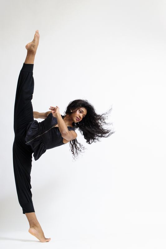 Dandara Veiga. Photo by Theik Smith Photography