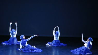 Cuban Modern Dance Technique World Dance Celebration Performance 2024 at Ailey Extension. Photo by Donna Ward