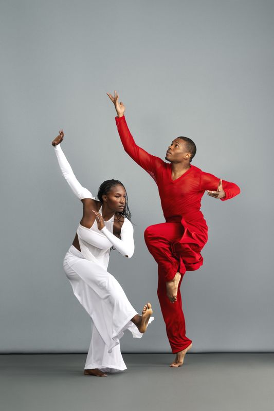 Alvin Ailey American Dance Theater's Coral Dolphin and Solomon Dumas in Ronald K. Brown's Grace