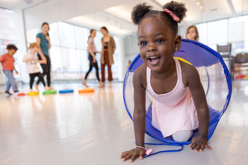 Tiny Steps at Ailey Extension. Photo by Danica Paulos