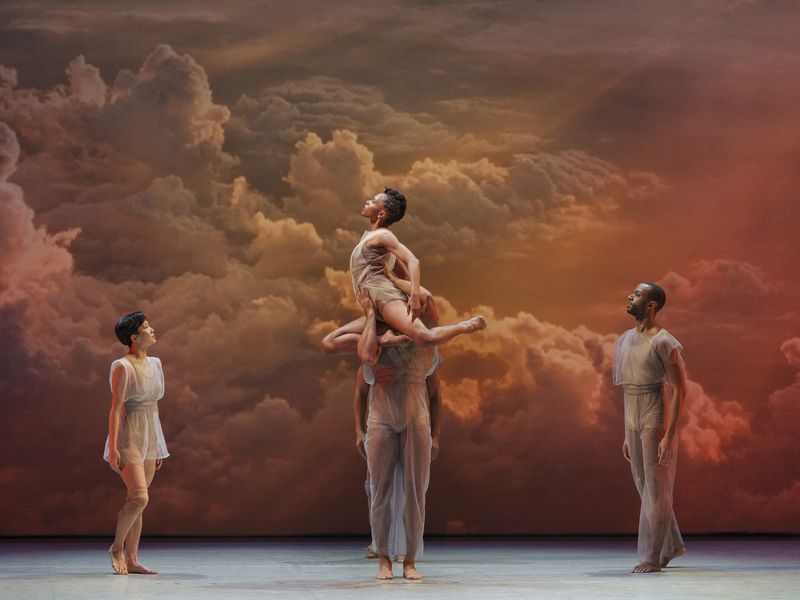 Alvin Ailey American Dance Theater in Lar Lubovitch's Many Angels