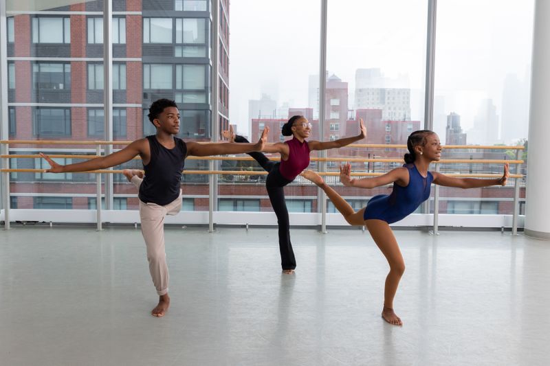 Ailey Extension's Contemporary for Kids. Photo by Whitney Browne.