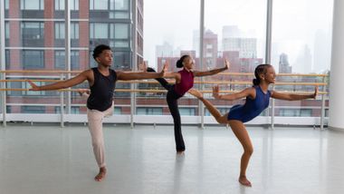 Ailey Extension's Contemporary for Kids. Photo by Whitney Browne.