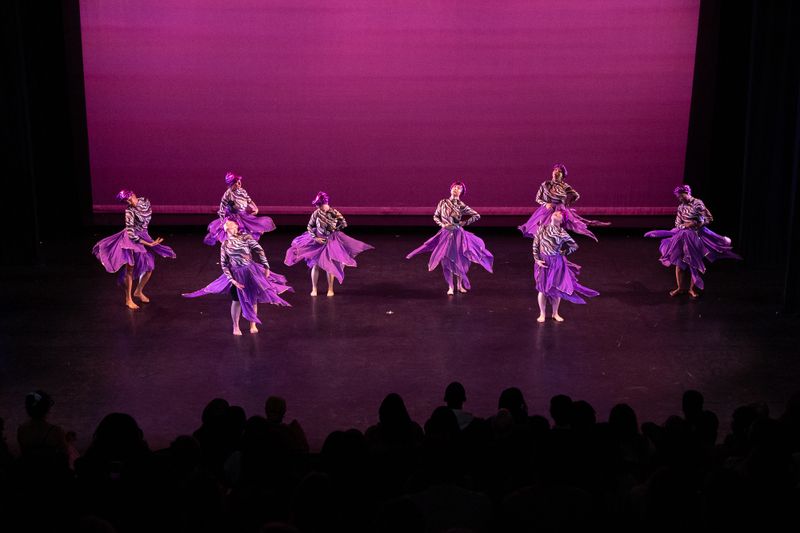 Cuban Modern Dance Technique with Noibis Licea Voices and Visions Performance 2025. Photo by Danica Paulos
