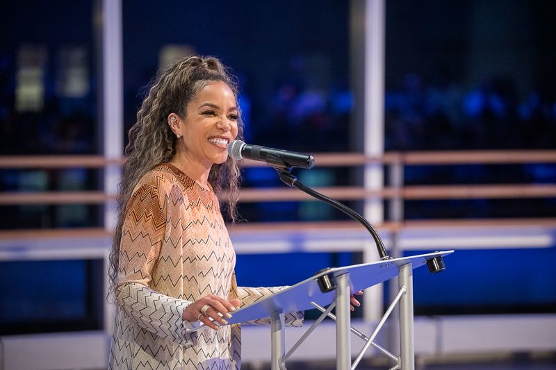 Sunny Hostin introducing AILEYs new artistic director Alicia Graf Mack, 2025 welcome reception