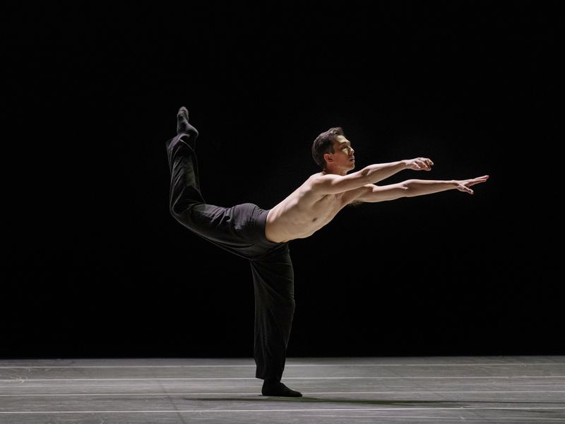 Alvin Ailey American Dance Theaters Jesse Obremski in Medhi Walerski's Blink of an Eye