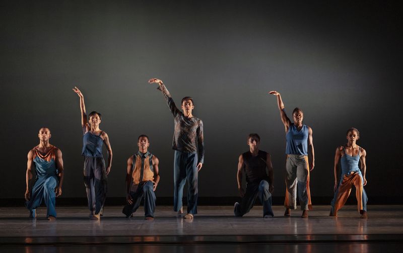 Alvin Ailey American Dance Theater in Matthew Neenan's Difference Between