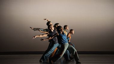 Alvin Ailey American Dance Theater in Matthew Neenan's Difference Between