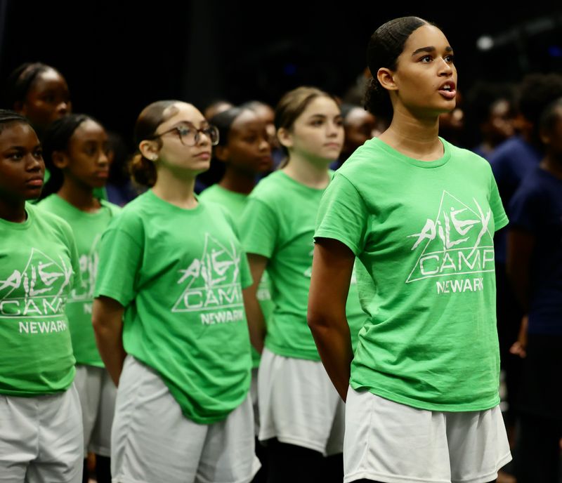 AileyCamp Newark reciting daily affirmations. Photo by Nicole Tintle