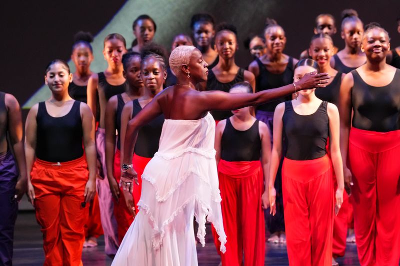 AileyCamp National Director Nasha Thomas and AileyCamp New York performing an excerpt of Judith Jamison's Hymn