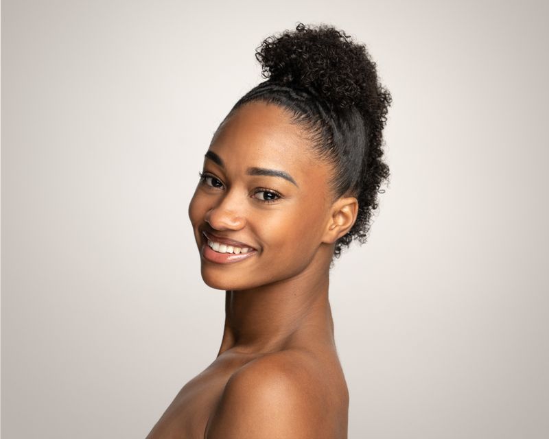 Ailey II Apprentice Ami-Maxine Hill. Photo by Nir Arieli