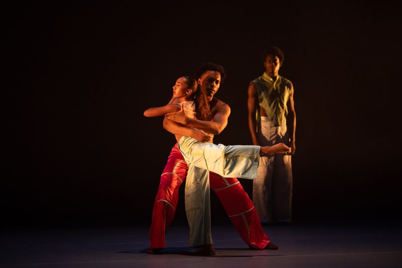 Ailey II in Francesca Harper's In the Moment. Photo by Nir Arieli