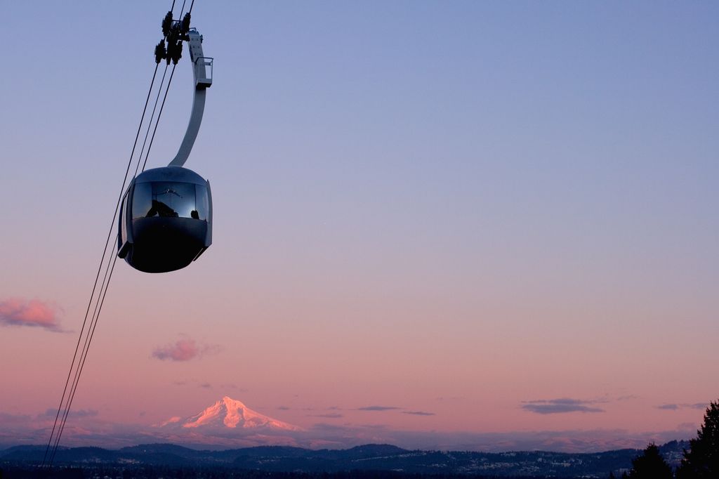 Portland Aerial Tram at sunrise
