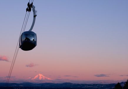 Portland Aerial Tram at sunrise