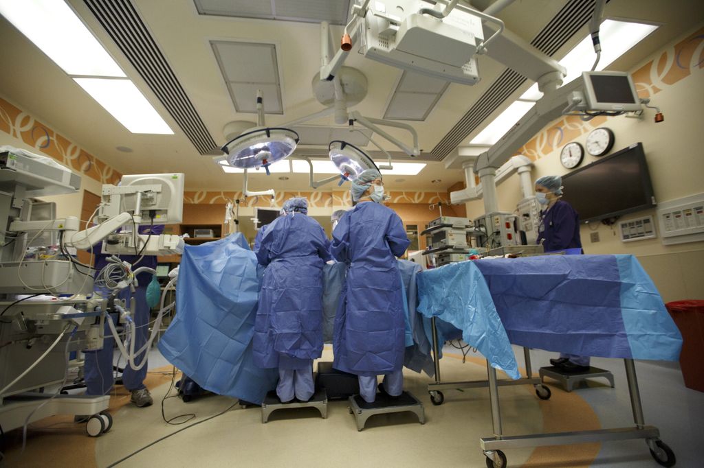 OHSU Doernbecher operating room