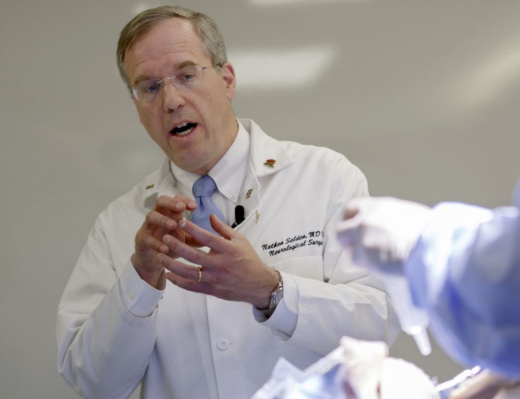 Nathan Selden, M.D., Ph.D., will serve as president-elect of the Society of Neurological Surgeons until May 2024, and then as president of the SNS until May 2025. (OHSU/Kristyna Wentz-Graff)